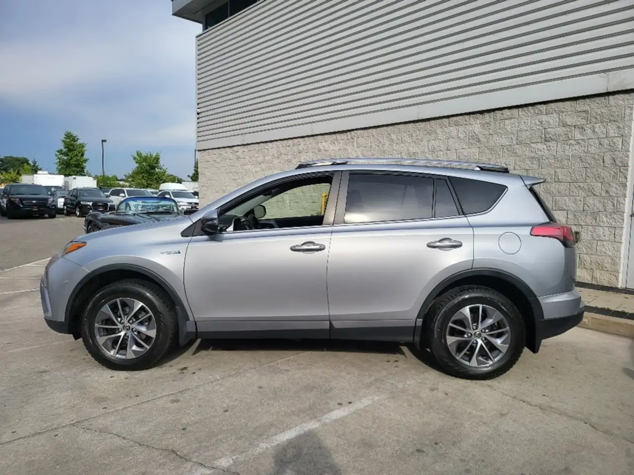Toyota RAV 4 photo Toyota RAV 4