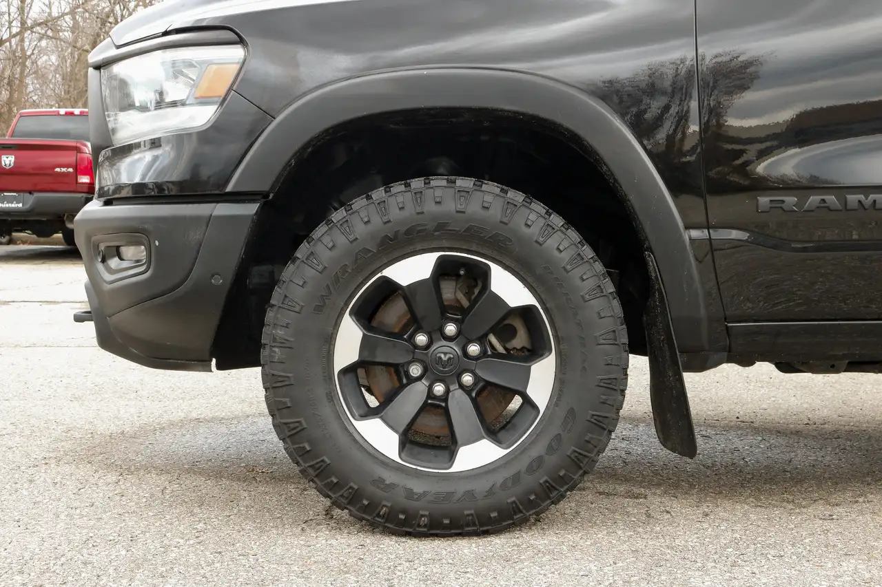 RAM 1500 снимка RAM 1500