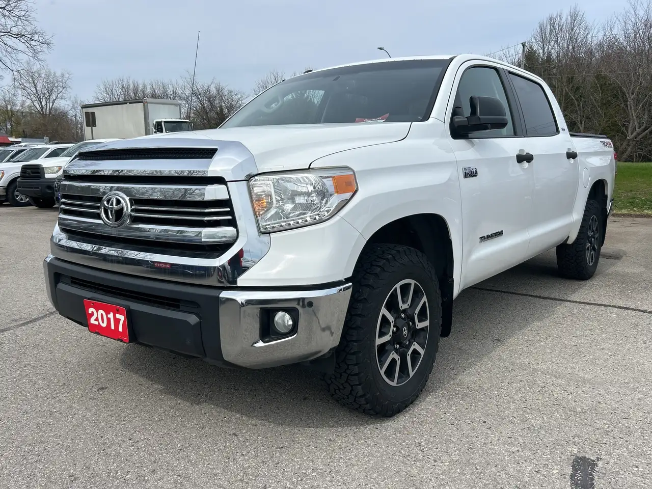 Toyota Tundra снимка Toyota Tundra