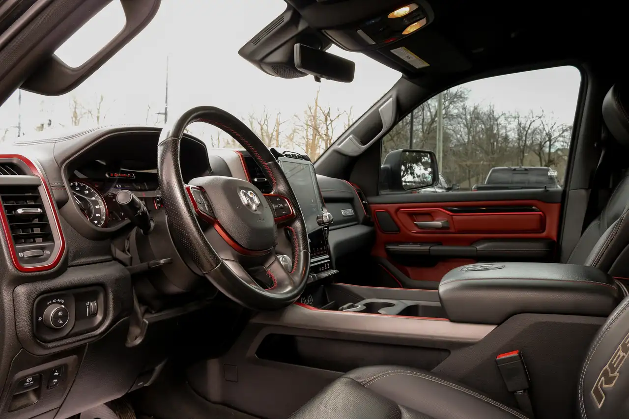 RAM 1500 снимка RAM 1500