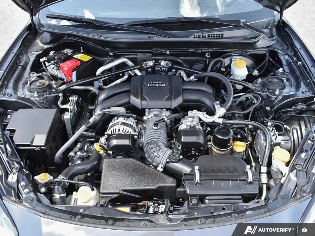 Toyota GR86 снимка Toyota GR86