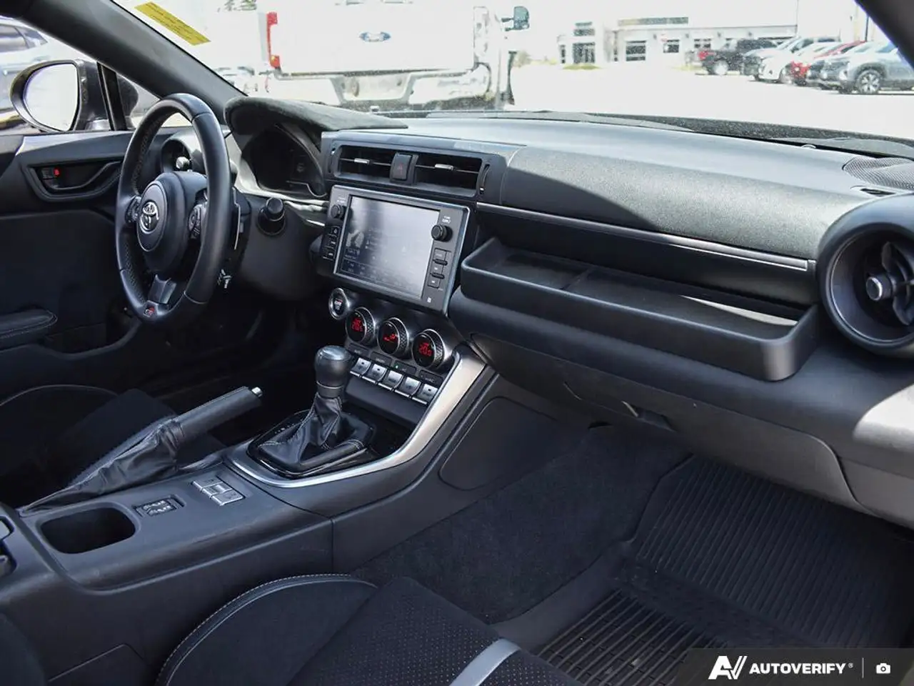 Toyota GR86 снимка Toyota GR86