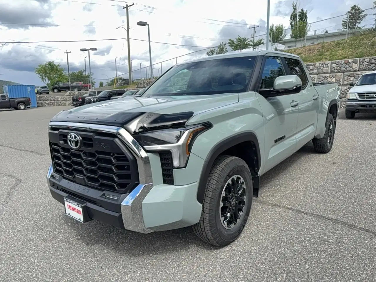 Toyota Tundra снимка Toyota Tundra