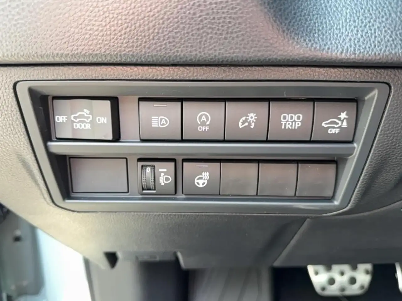 Toyota Tundra снимка Toyota Tundra