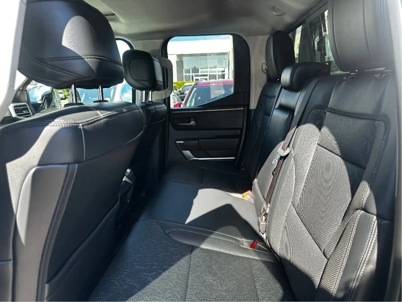 Toyota Tundra photo Toyota Tundra