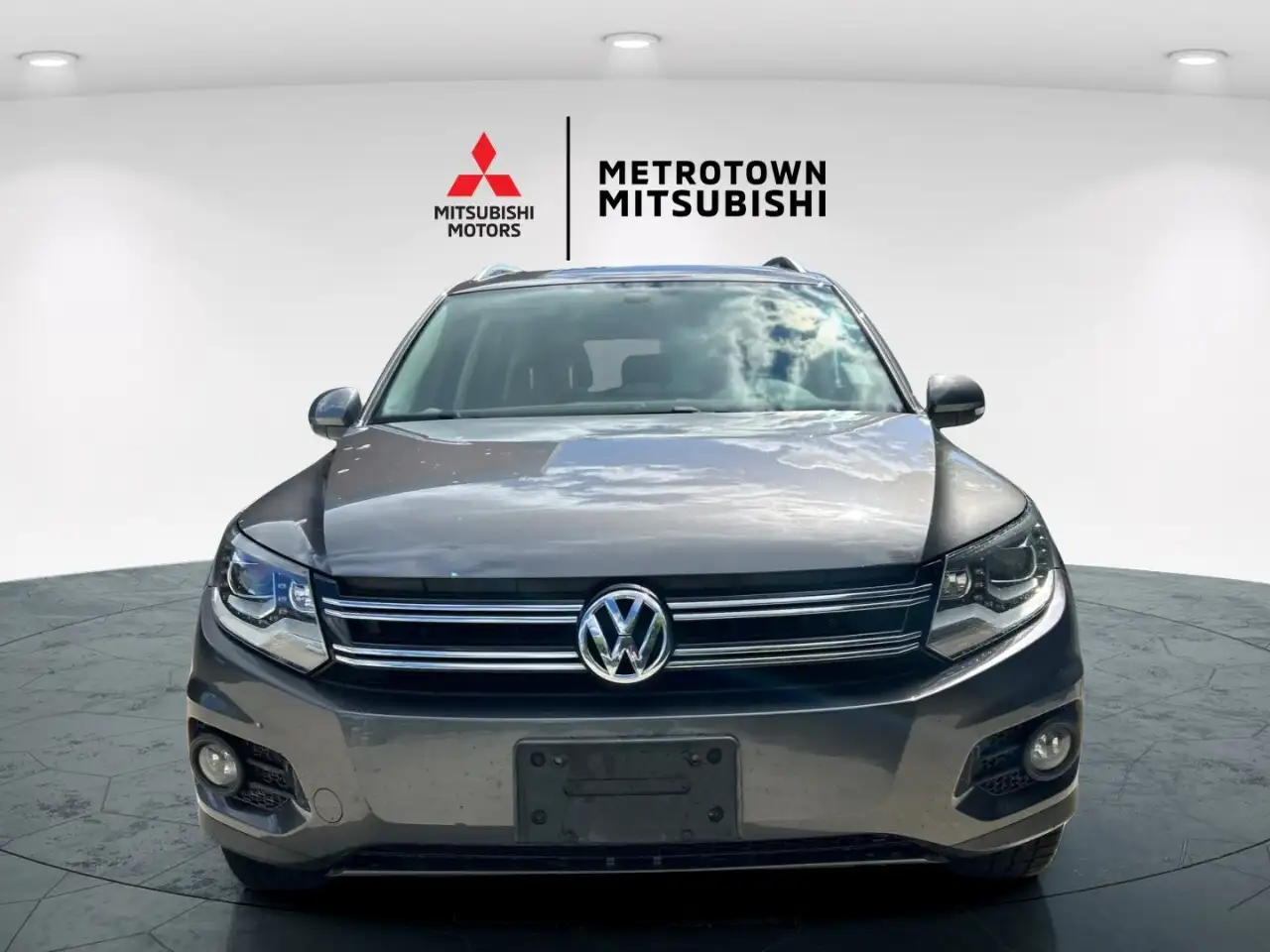 Volkswagen Tiguan снимка Volkswagen Tiguan