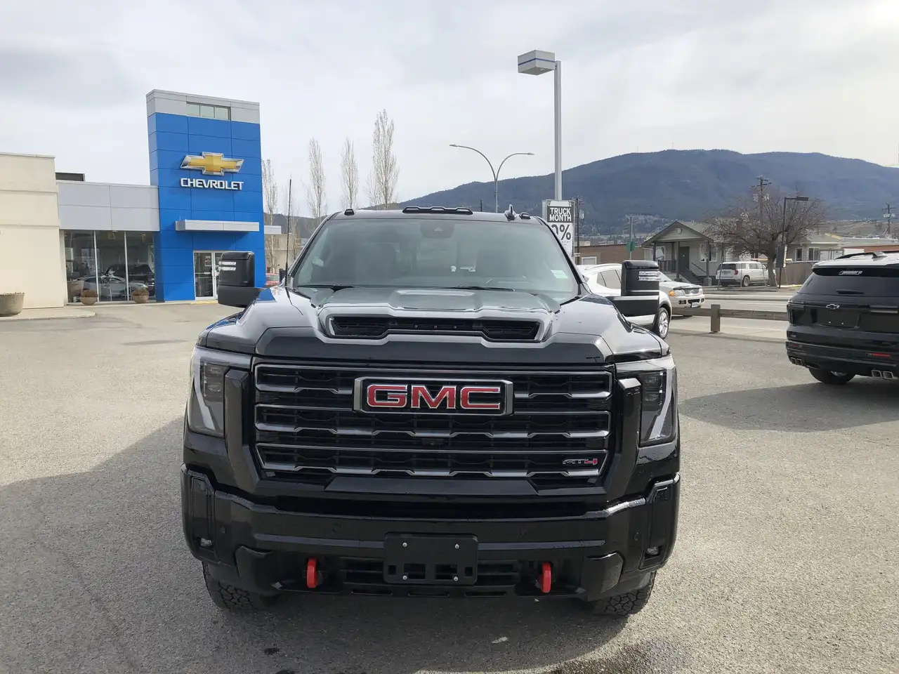 GMC Sierra 3500HD снимка GMC Sierra 3500HD