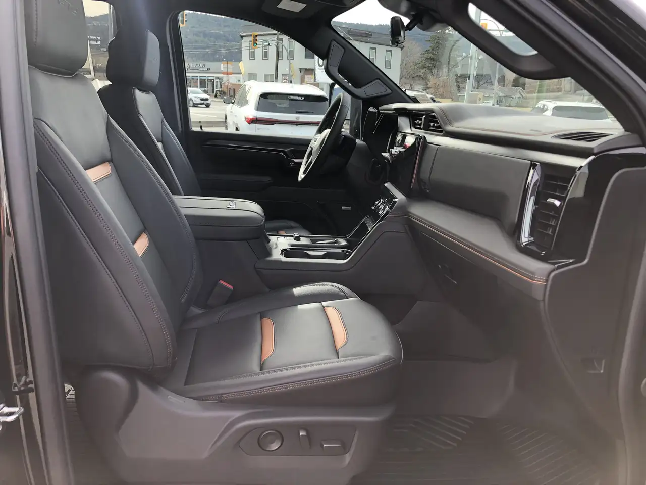 GMC Sierra 3500HD снимка GMC Sierra 3500HD