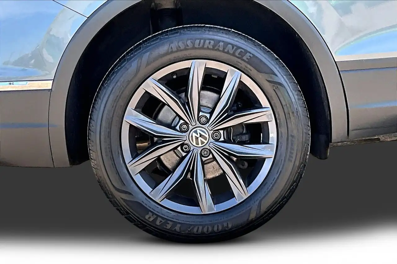Volkswagen Tiguan снимка Volkswagen Tiguan