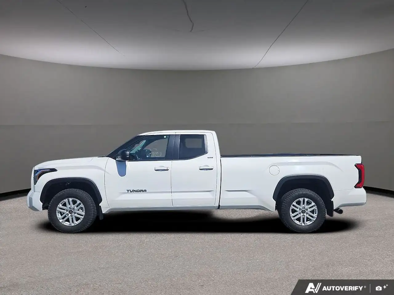Toyota Tundra снимка Toyota Tundra
