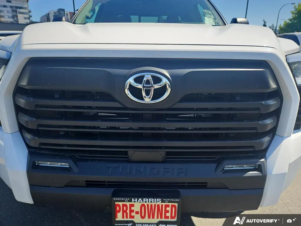 Toyota Tundra снимка Toyota Tundra
