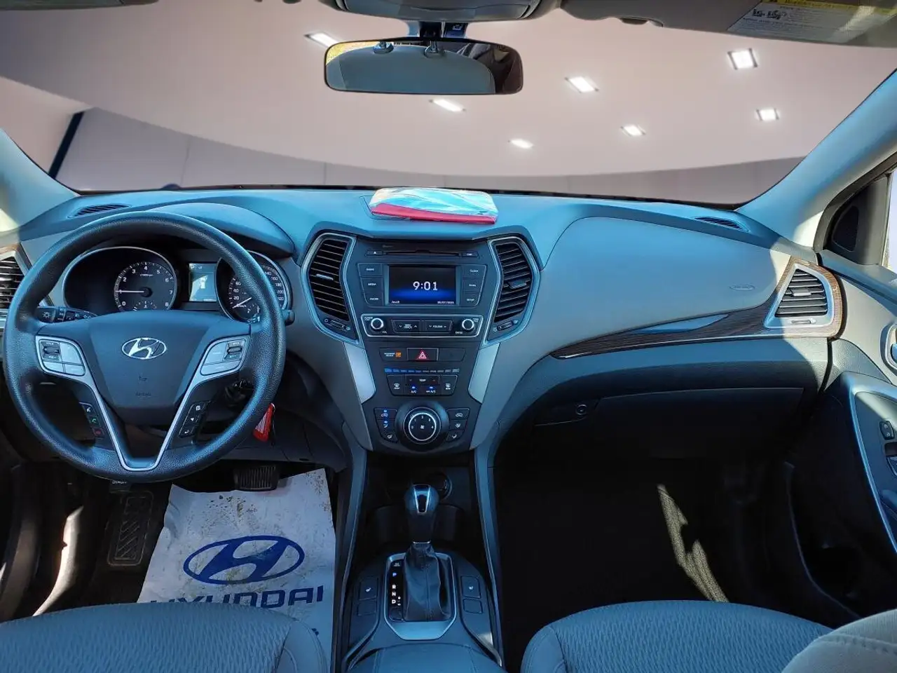 Hyundai SANTA FE снимка Hyundai SANTA FE