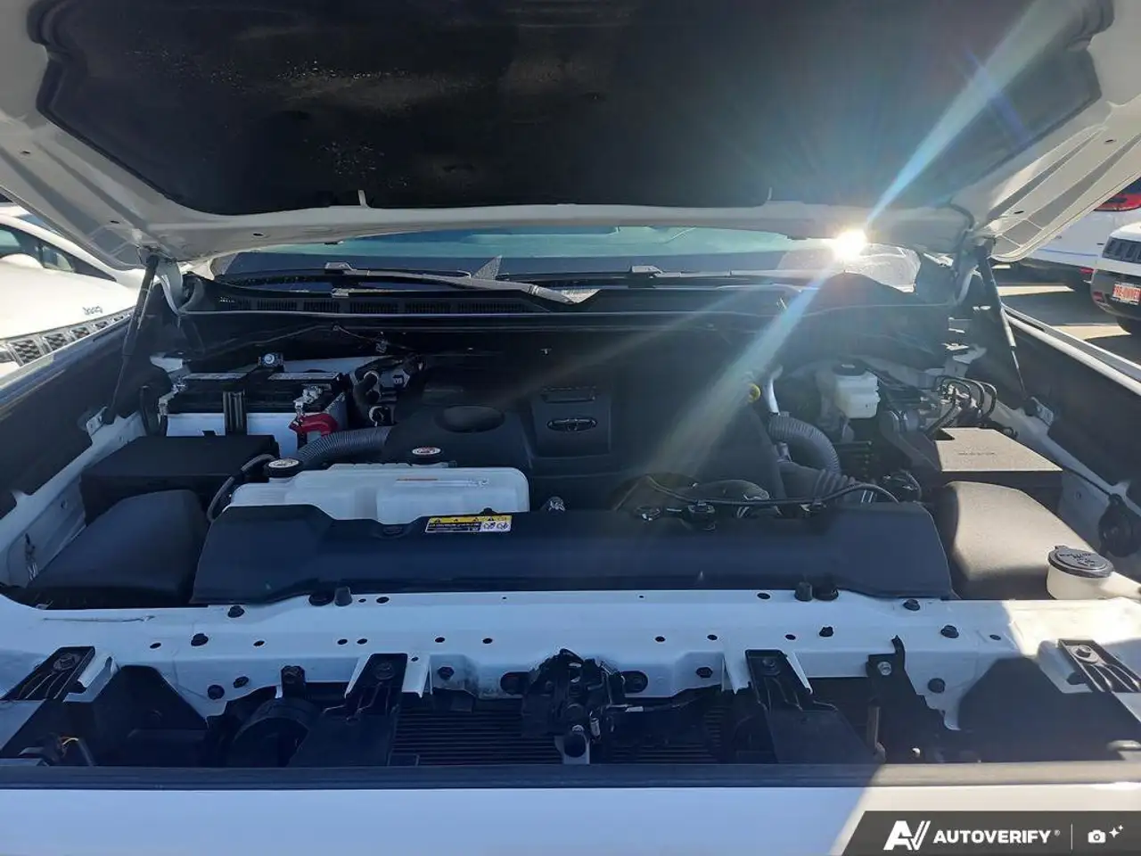Toyota Tundra снимка Toyota Tundra