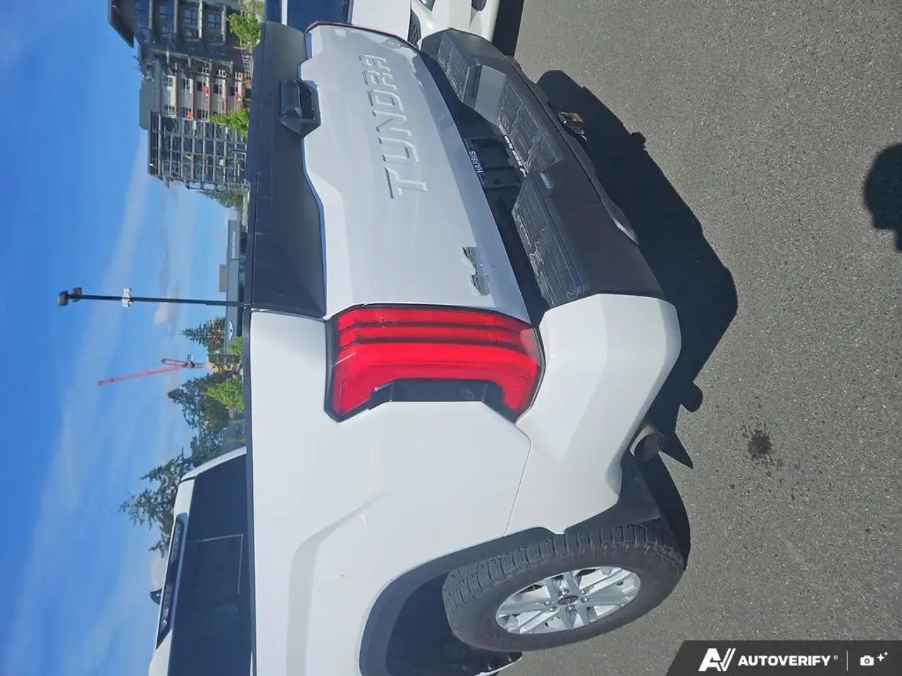Toyota Tundra снимка Toyota Tundra