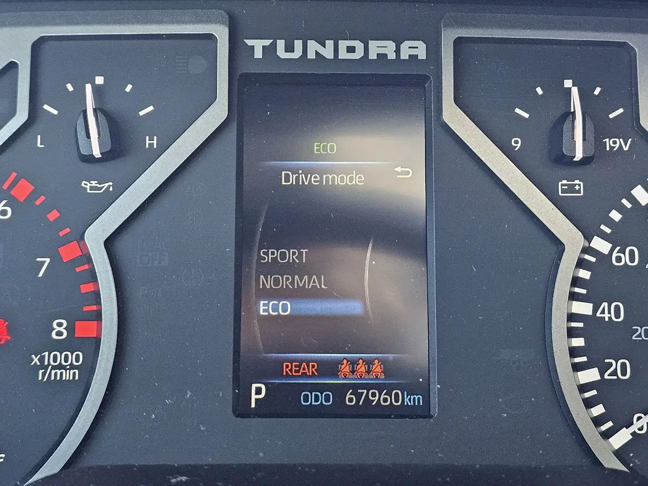 Toyota Tundra fotografie Toyota Tundra
