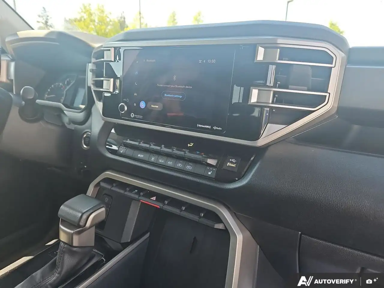 Toyota Tundra снимка Toyota Tundra