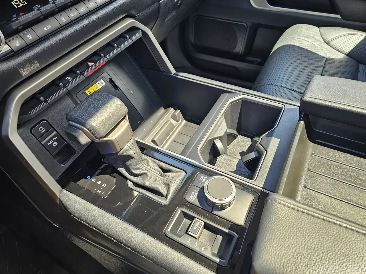 Toyota Tundra fotografie Toyota Tundra