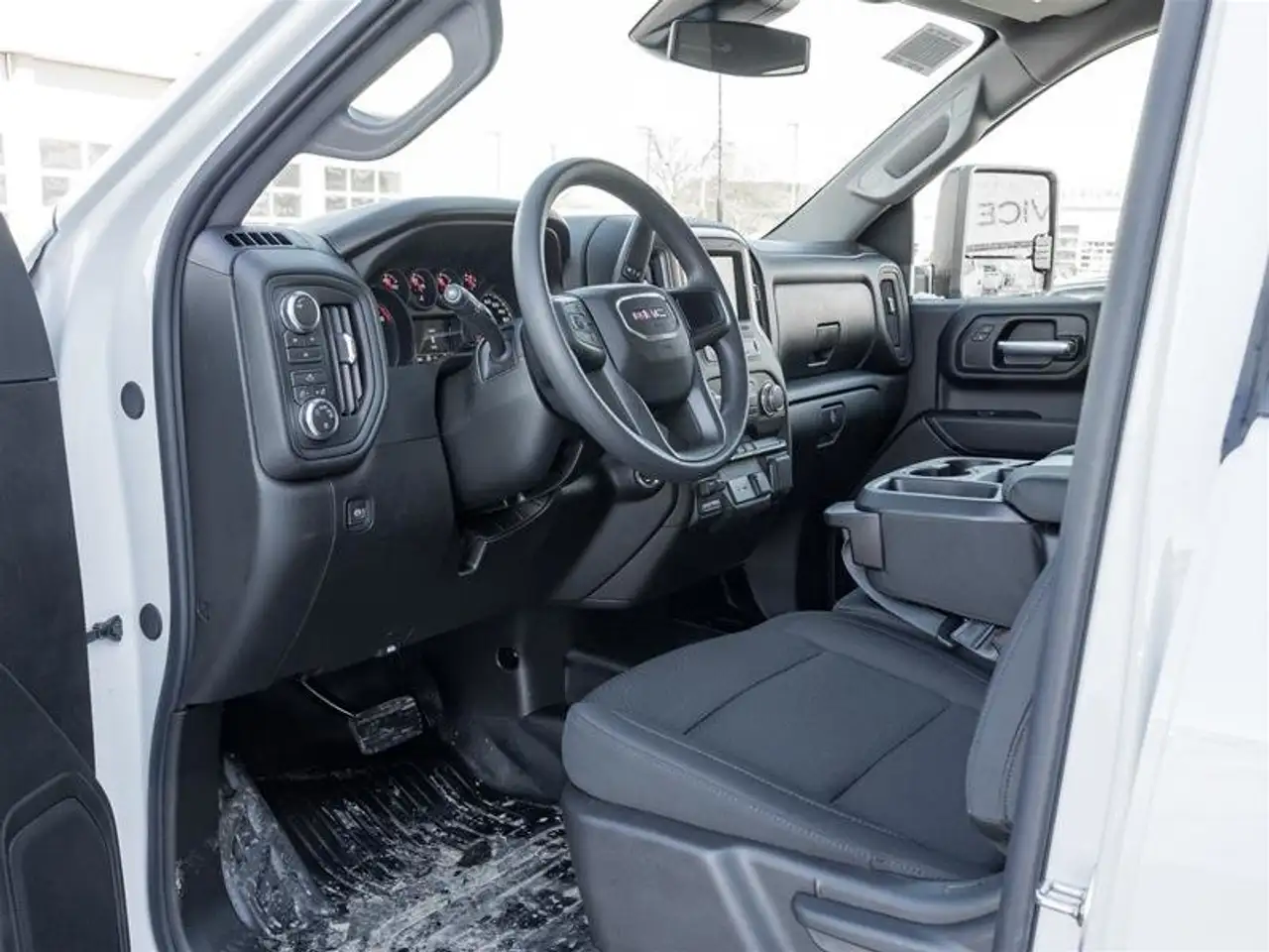 GMC Sierra 2500HD снимка GMC Sierra 2500HD