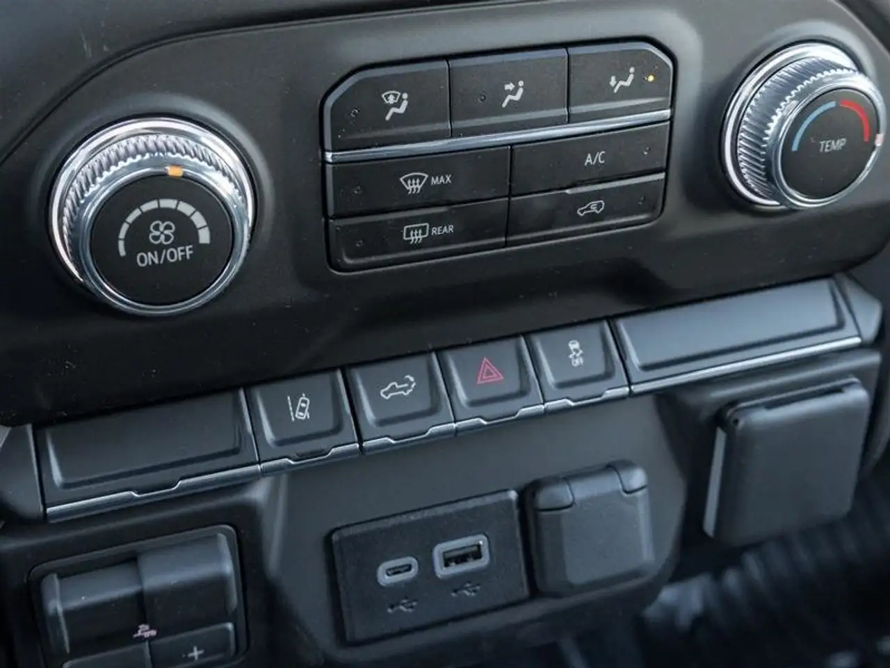 GMC Sierra 2500HD снимка GMC Sierra 2500HD