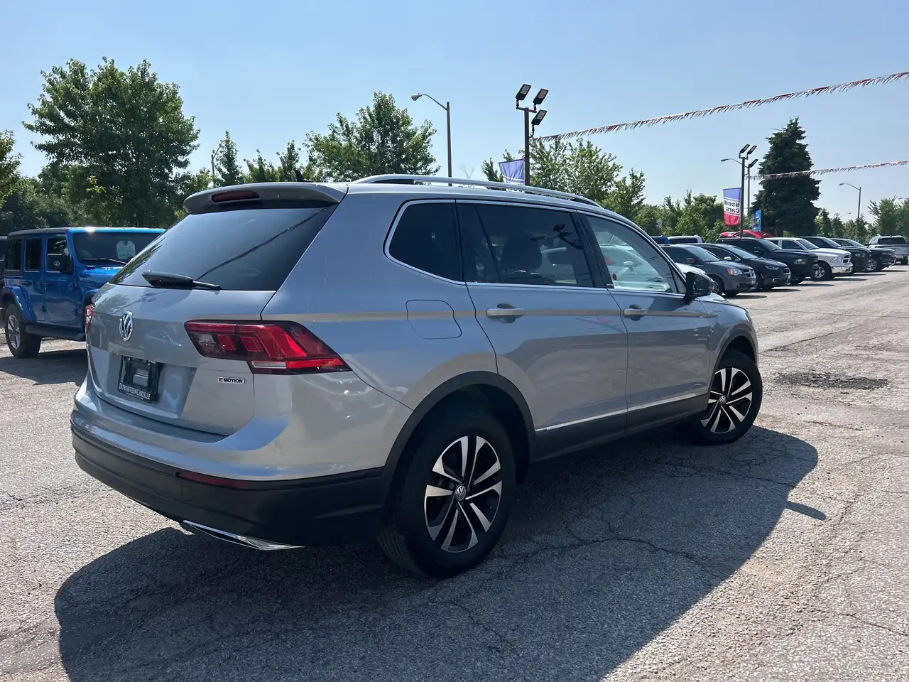 Volkswagen Tiguan снимка Volkswagen Tiguan