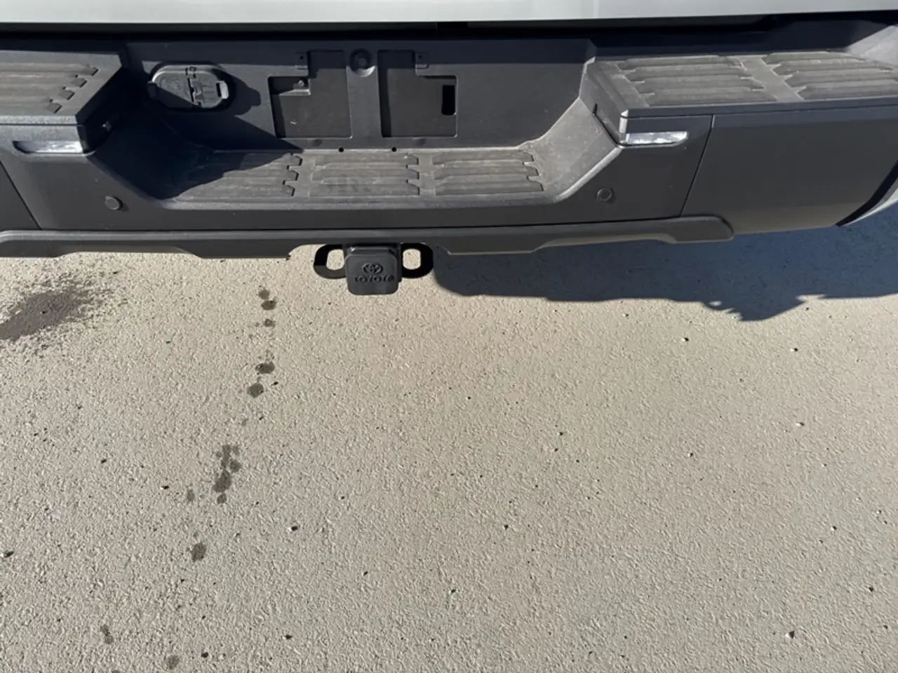Toyota Tundra снимка Toyota Tundra