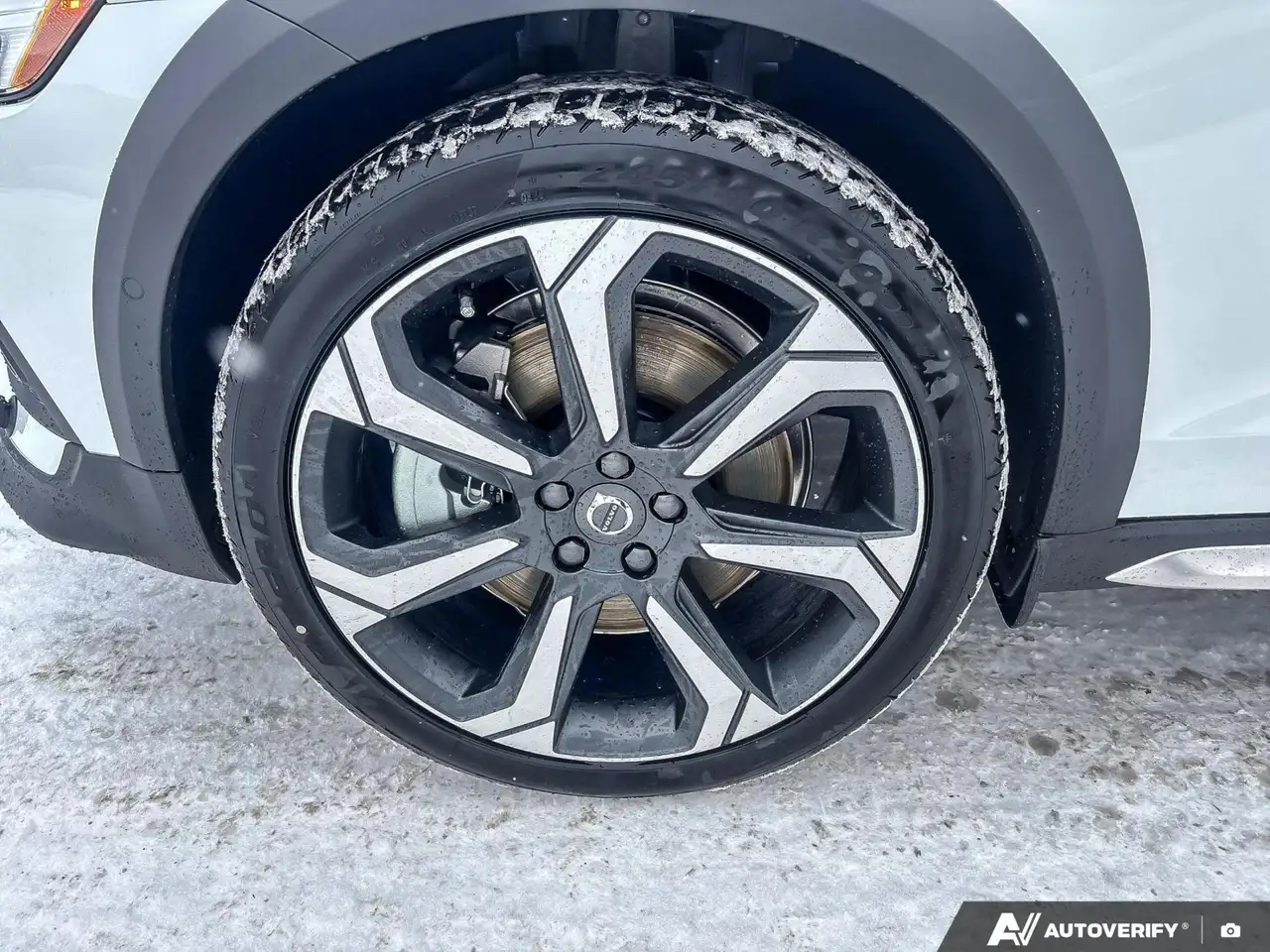 Volvo V60 снимка Volvo V60