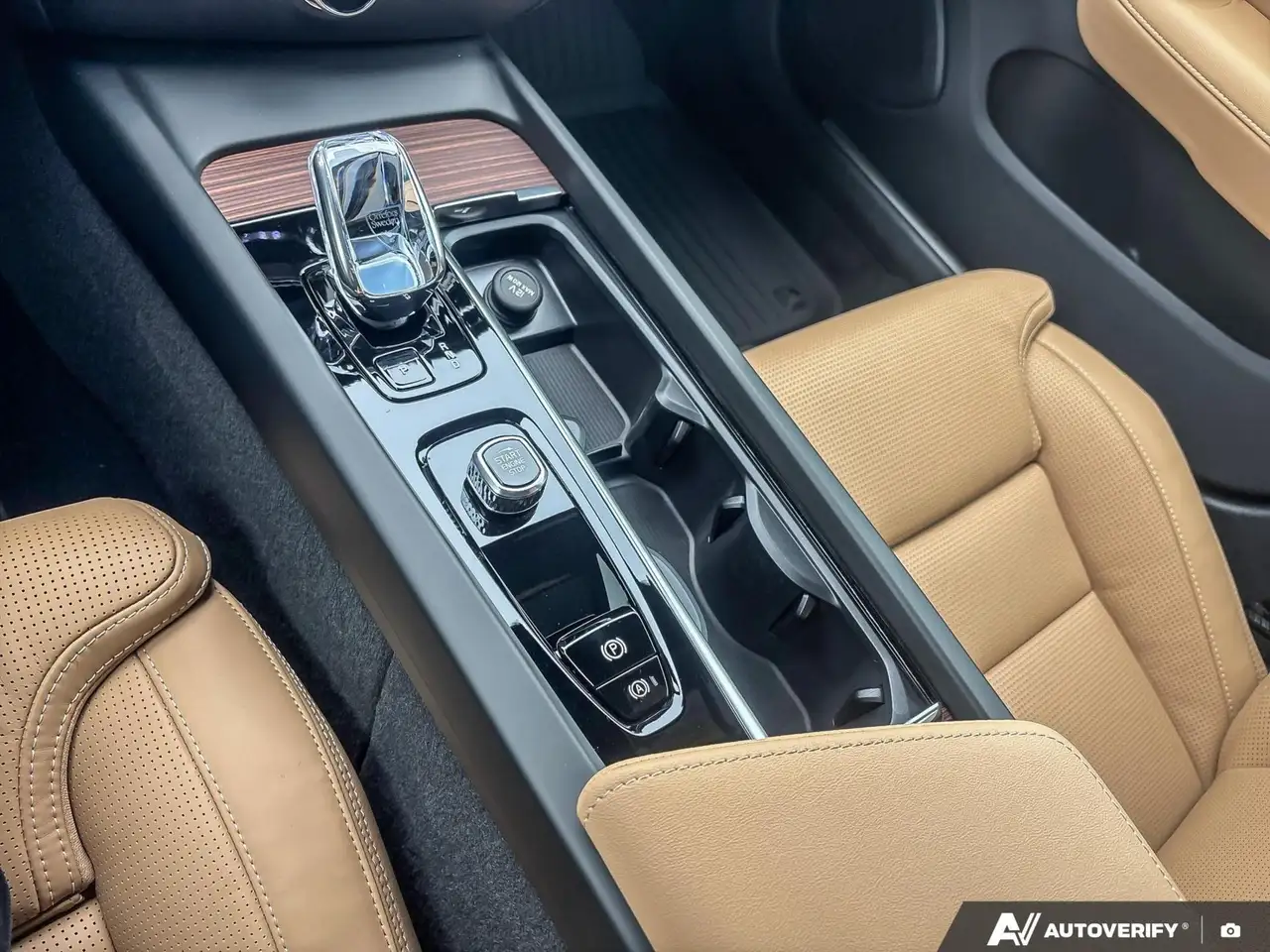 Volvo V60 снимка Volvo V60
