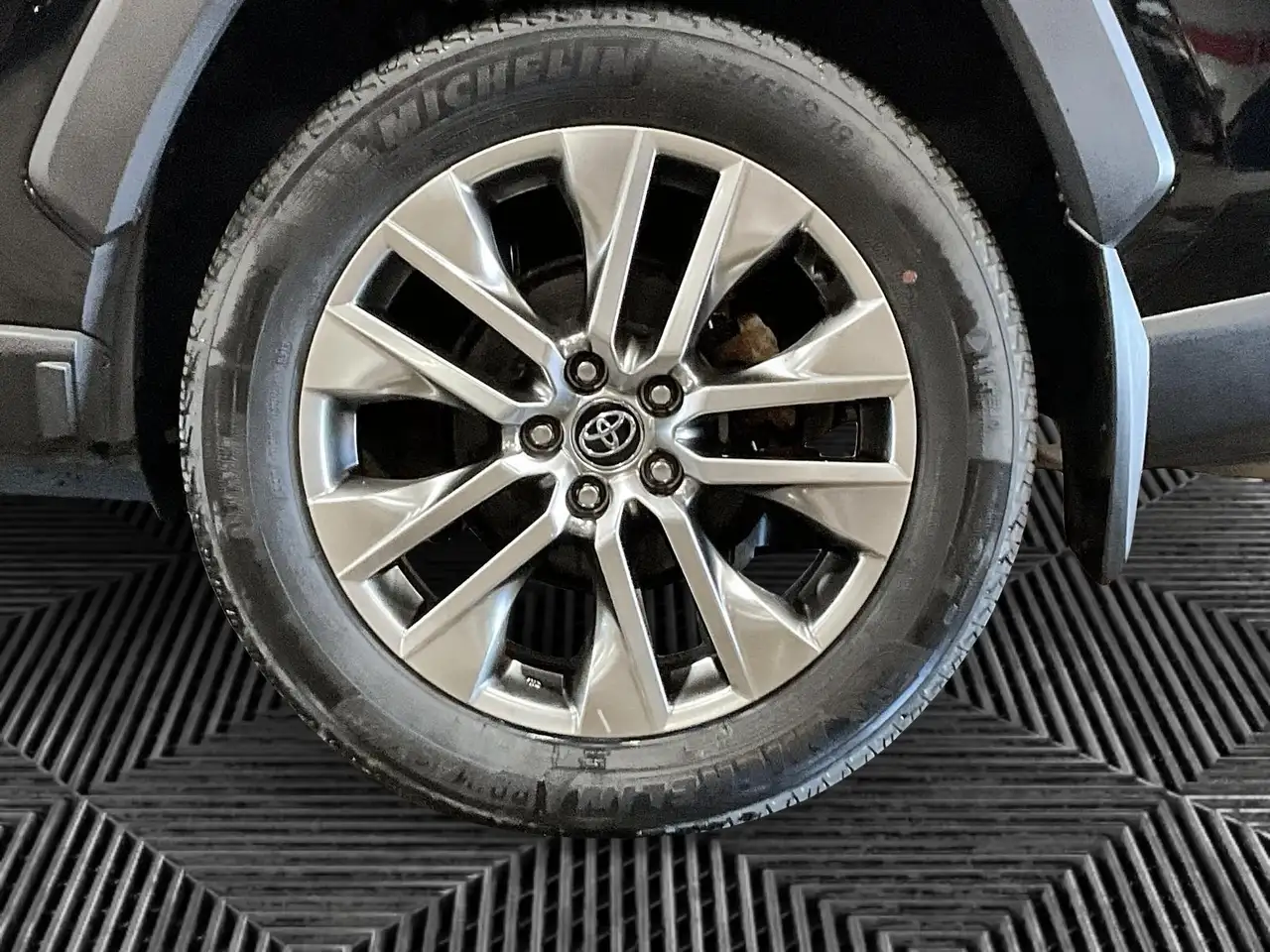 Toyota RAV 4 снимка Toyota RAV 4
