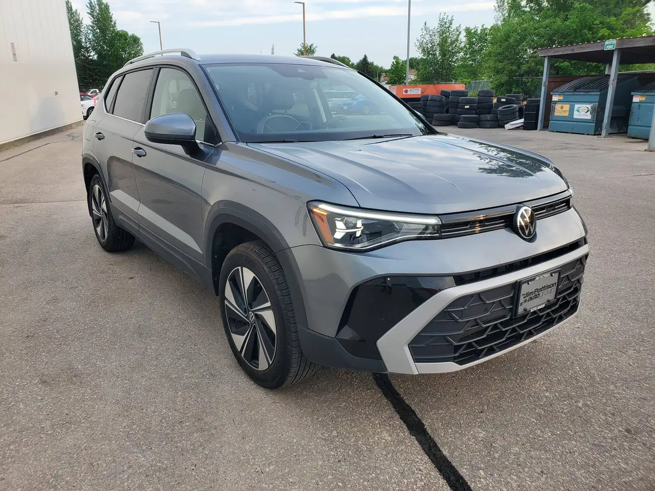 Volkswagen Taos photo Volkswagen Taos