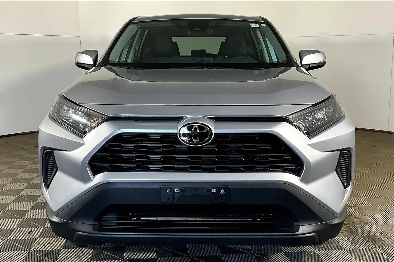 Toyota RAV 4 photo Toyota RAV 4