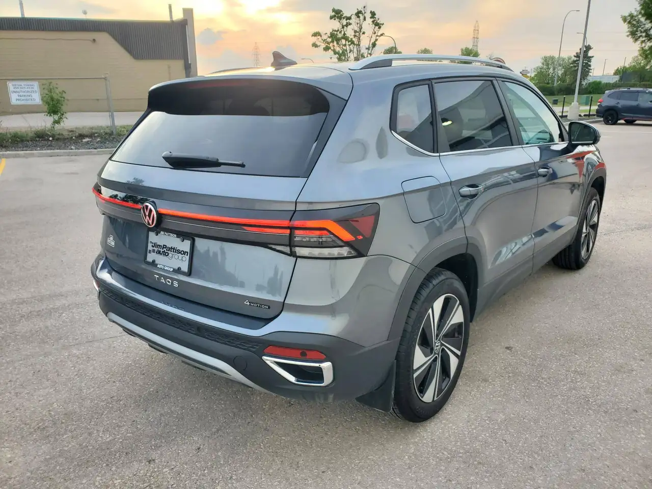 Volkswagen Taos photo Volkswagen Taos