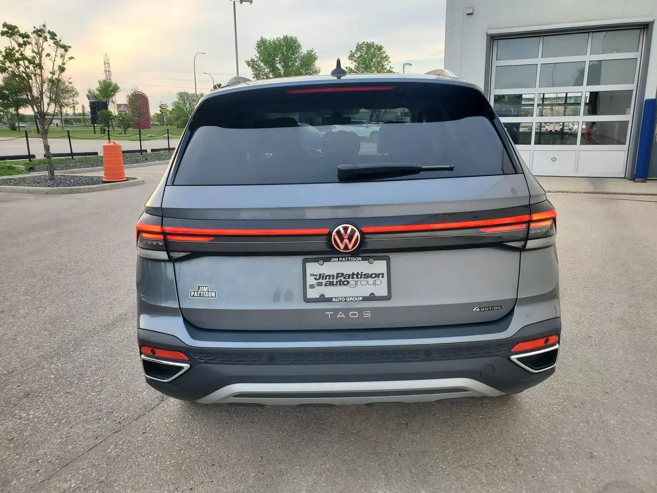Volkswagen Taos photo Volkswagen Taos