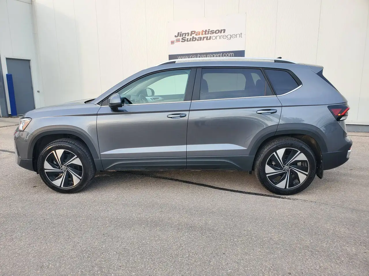 Volkswagen Taos photo Volkswagen Taos