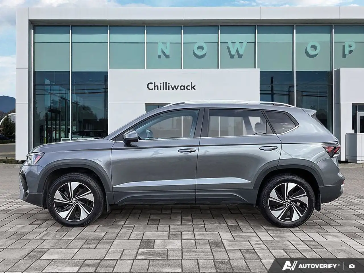 Volkswagen Taos снимка Volkswagen Taos