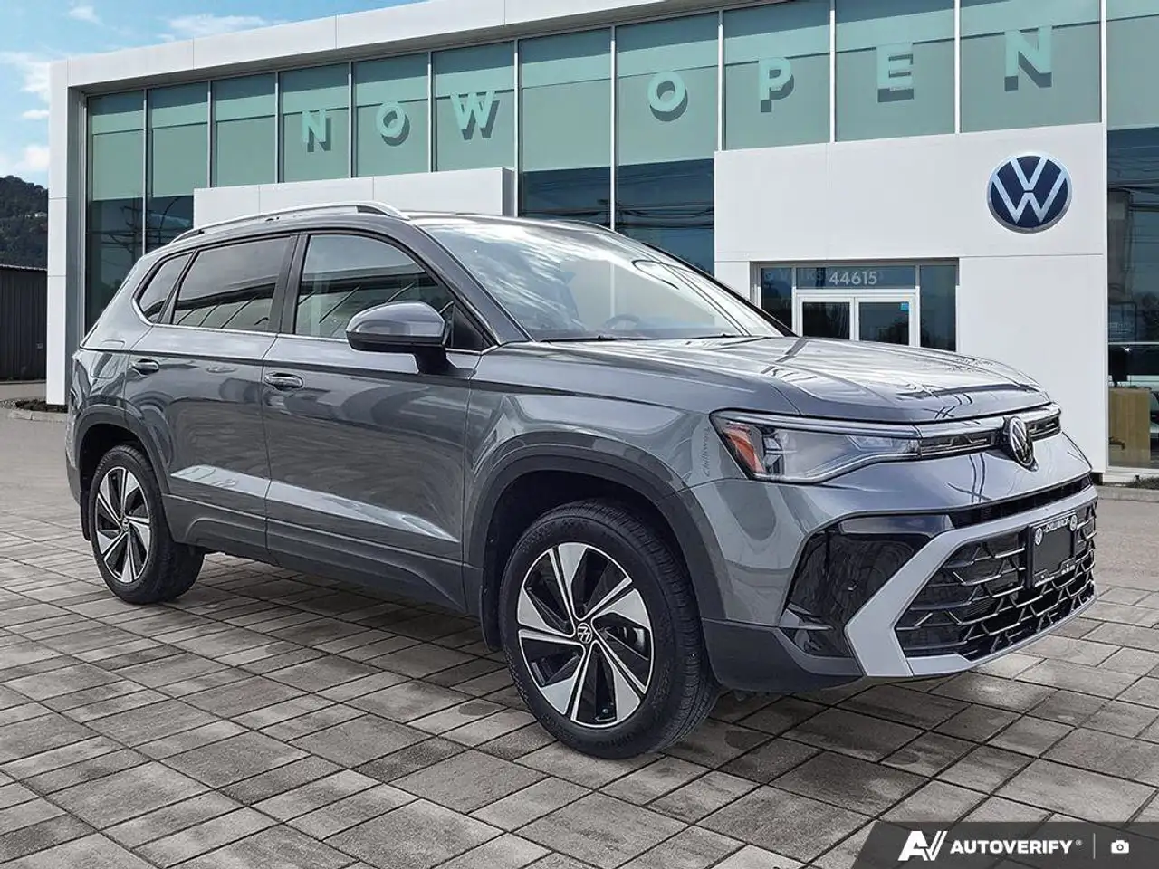 Volkswagen Taos снимка Volkswagen Taos