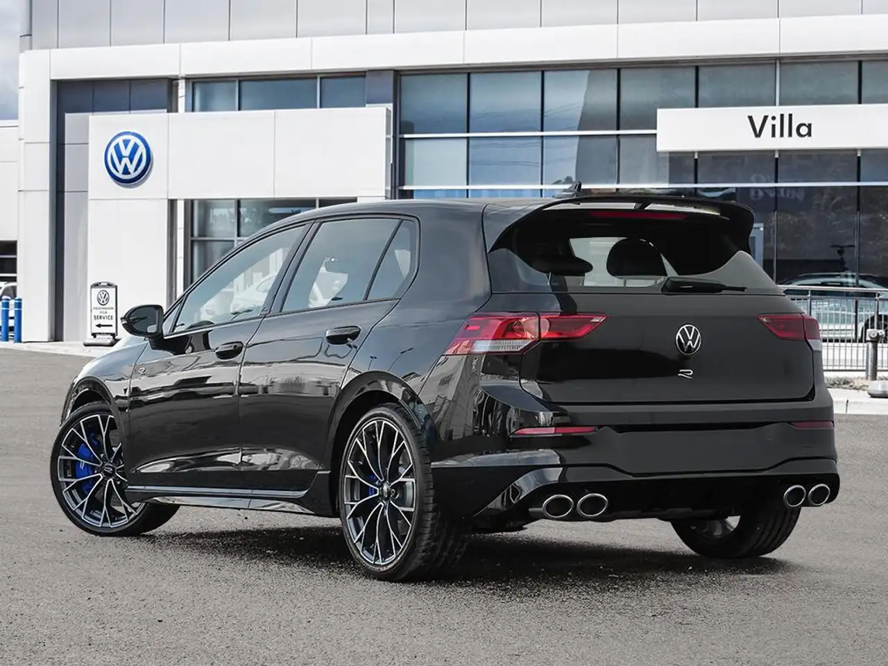 Volkswagen Golf R снимка Volkswagen Golf R