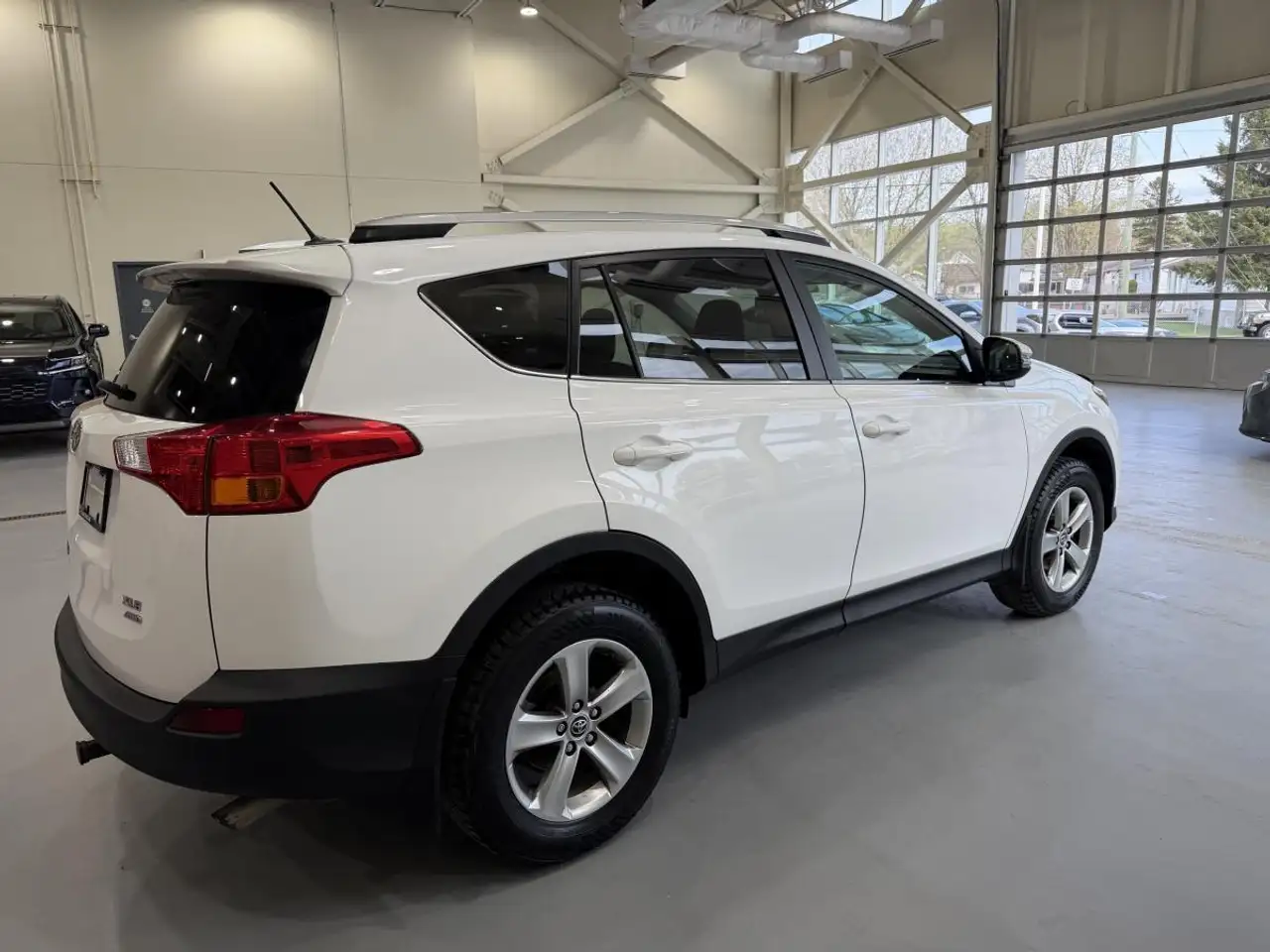 Toyota RAV 4 снимка Toyota RAV 4