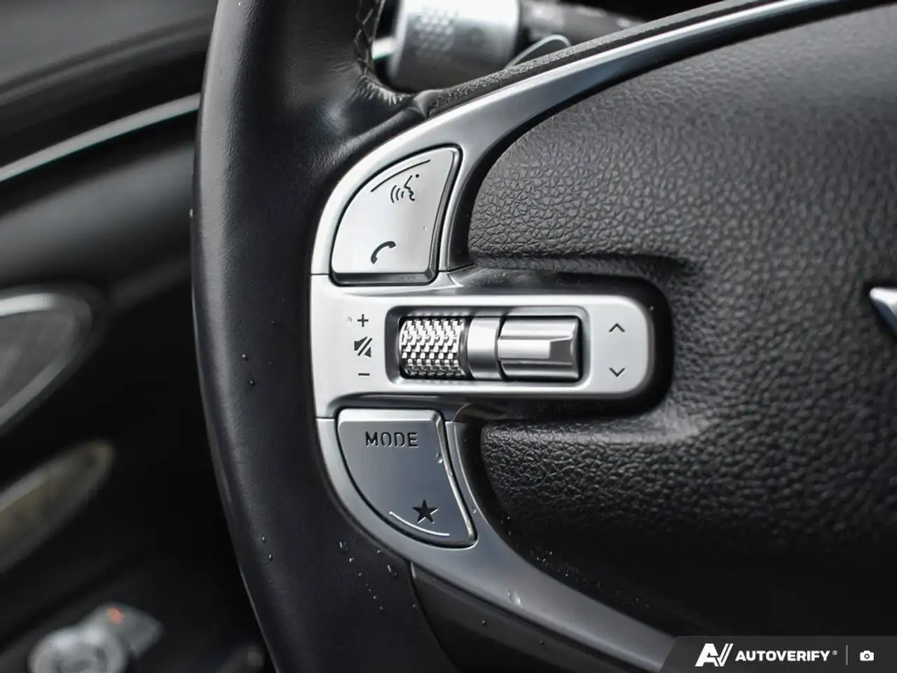 Genesis GV70 снимка Genesis GV70