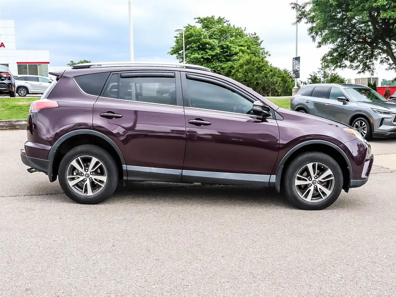 Toyota RAV 4 photo Toyota RAV 4
