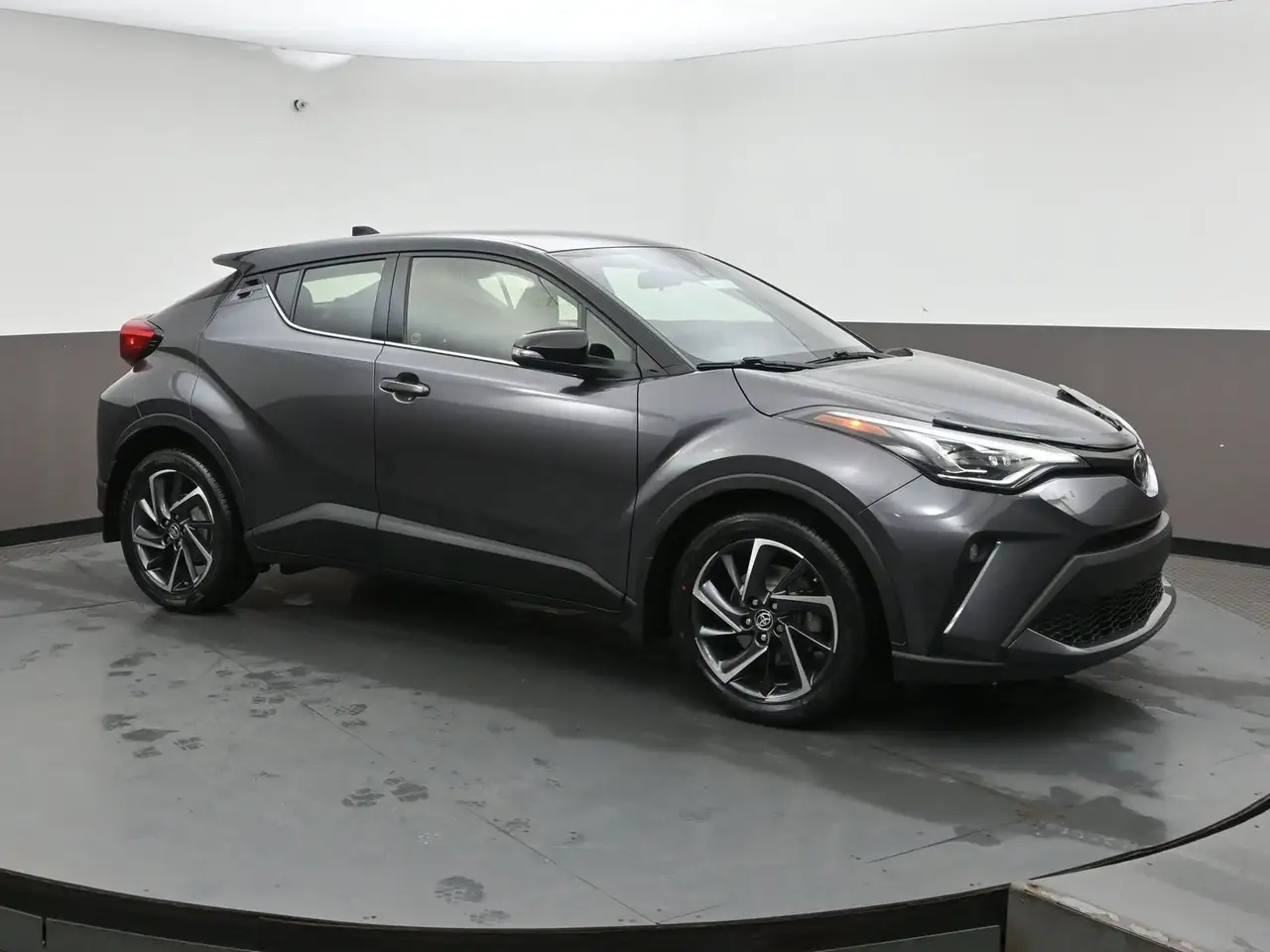Toyota C-HR fotografie Toyota C-HR