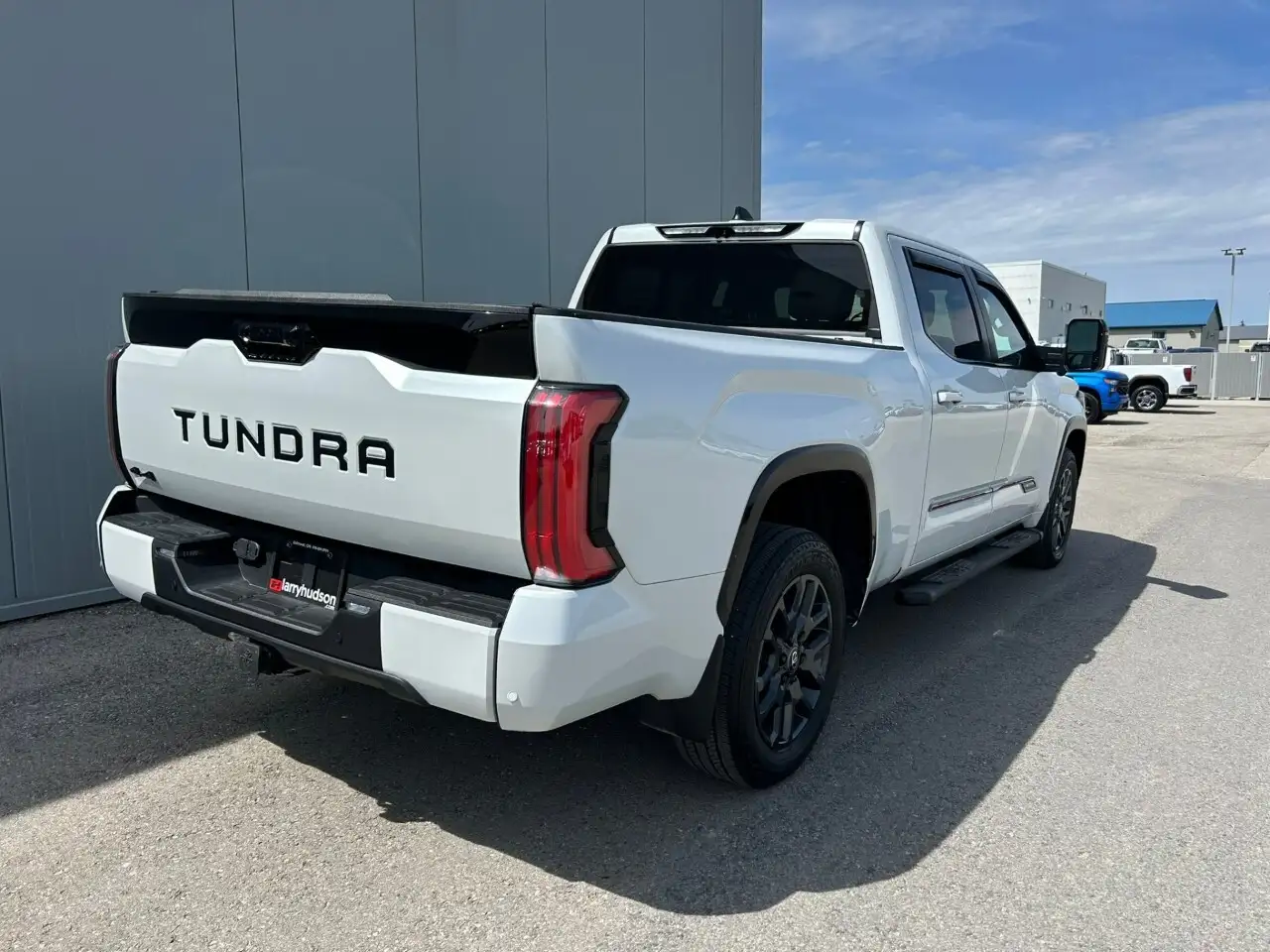 Toyota Tundra снимка Toyota Tundra