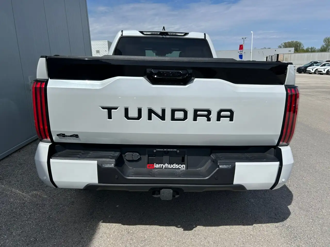 Toyota Tundra снимка Toyota Tundra