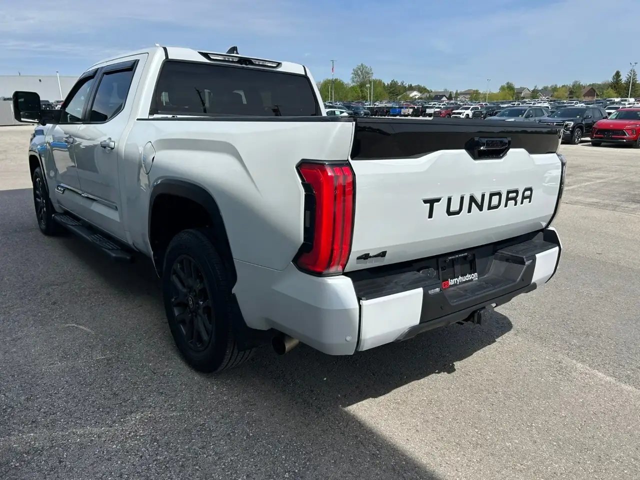 Toyota Tundra снимка Toyota Tundra