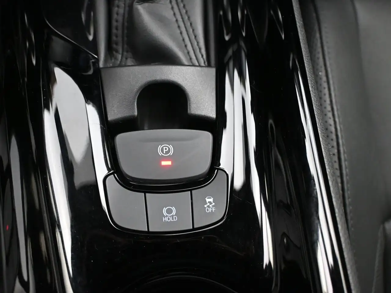 Toyota C-HR fotografie Toyota C-HR