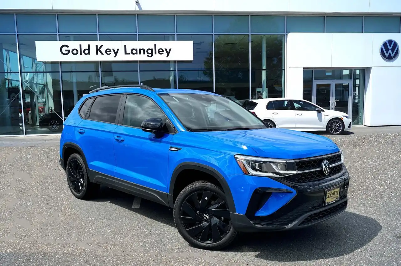 Volkswagen Taos photo Volkswagen Taos