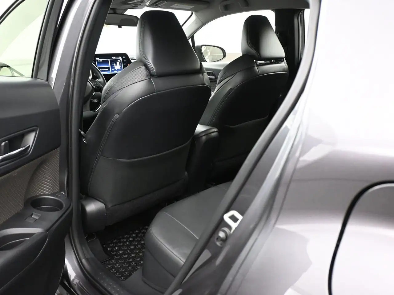 Toyota C-HR fotografie Toyota C-HR