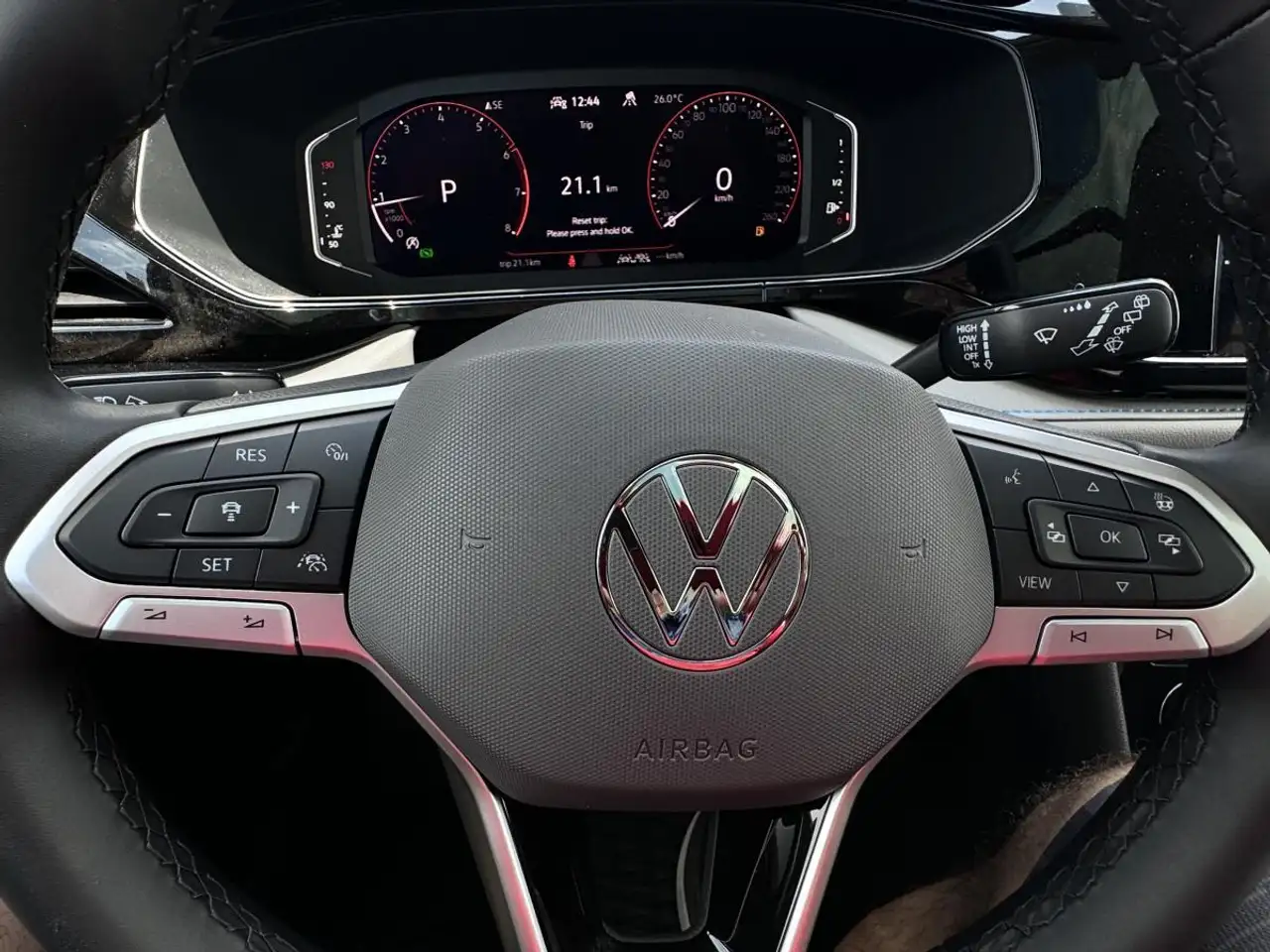 Volkswagen Taos photo Volkswagen Taos