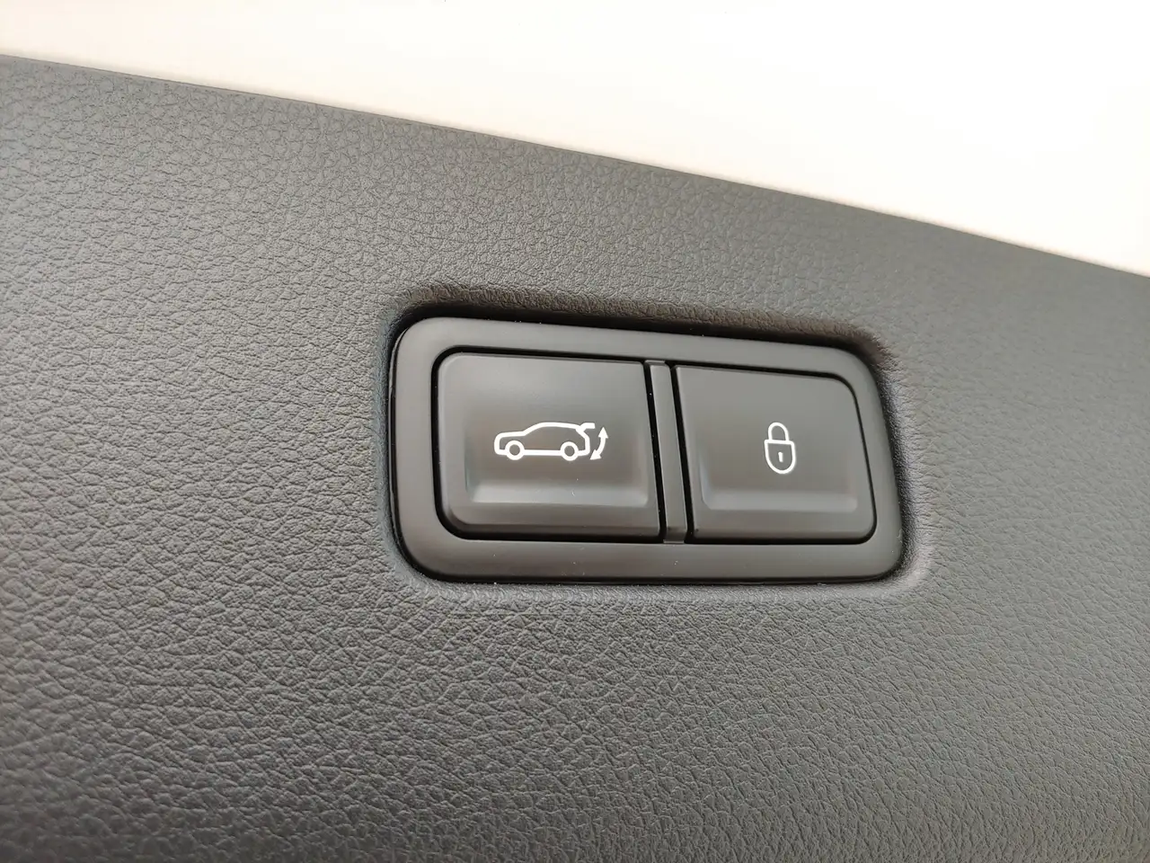 Genesis GV70 снимка Genesis GV70