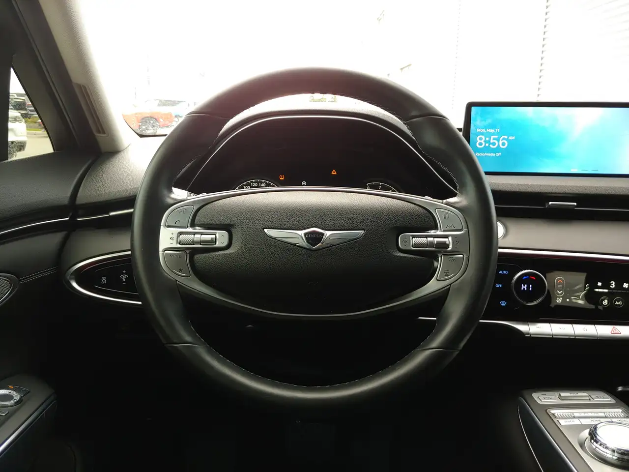 Genesis GV70 снимка Genesis GV70
