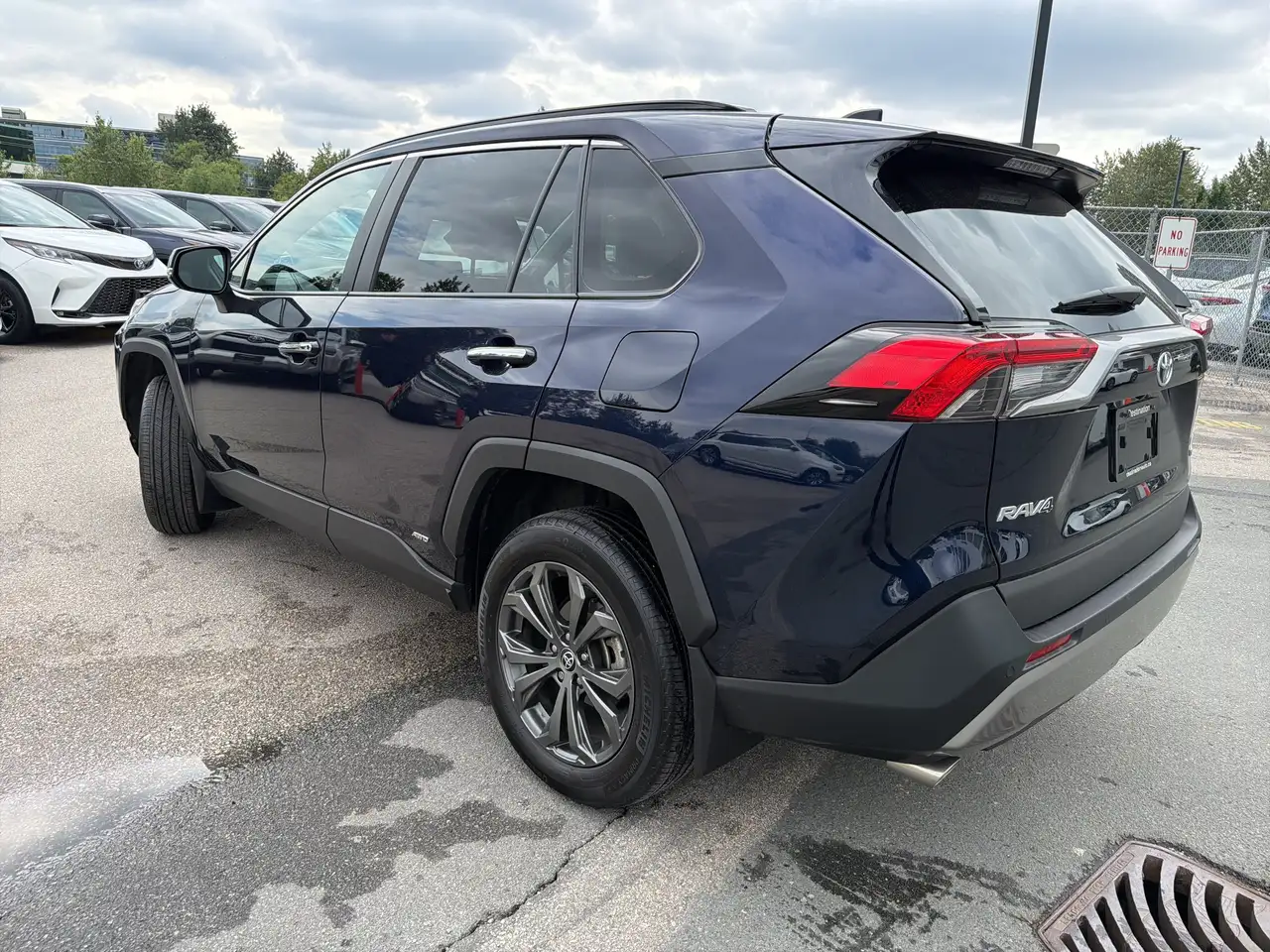Toyota RAV 4 photo Toyota RAV 4